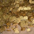 1,000年前の金貨2,000枚を海の底でダイバーが発見！