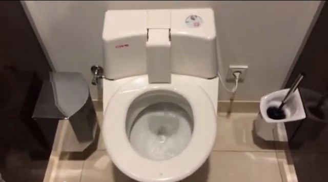 【驚愕動画】日本人も驚く！ドイツのトイレが進んでいる！