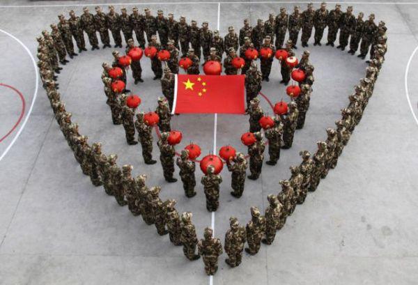 【面白画像】中国は大人数の対処の仕方を良く心得ているようだ。